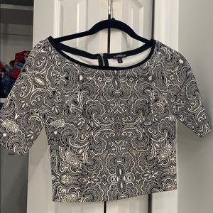 Express boat neck crop top